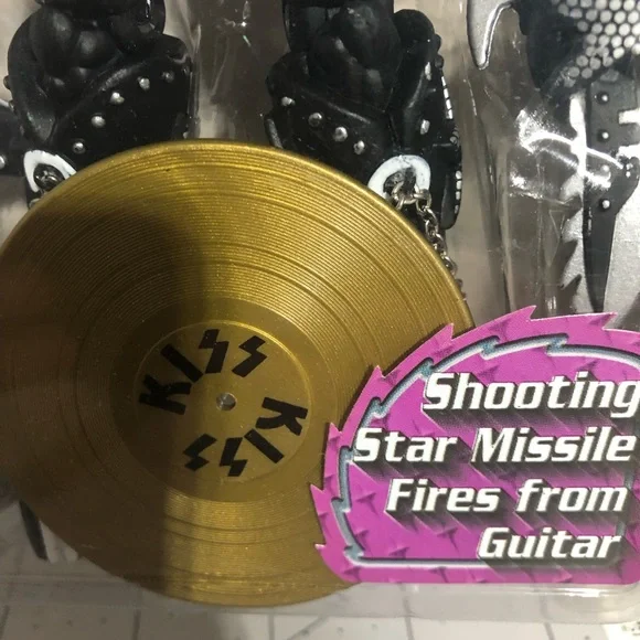 Paul Stanley KISS  Ultra Action Figure W/ Guitar Shooting Star & Album MIB 1997 - Picture 5 of 7